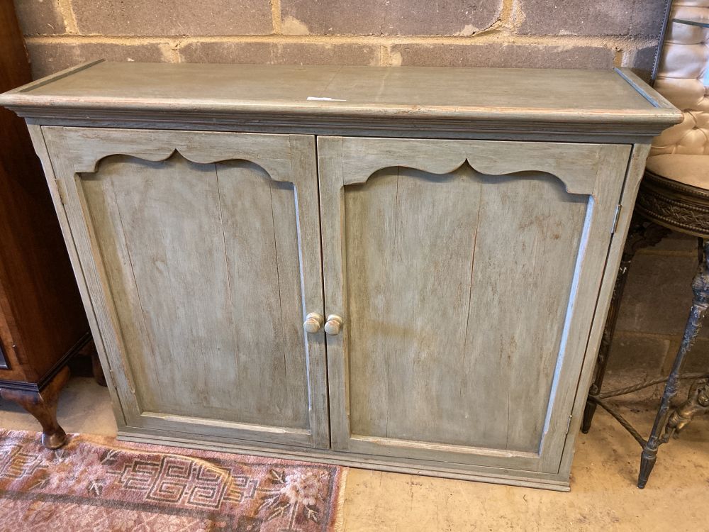 A painted side cabinet, width 113cm, depth 33cm, height 86cm